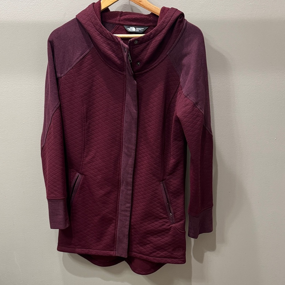 The North Face Women's Maroon Quilted Jacket